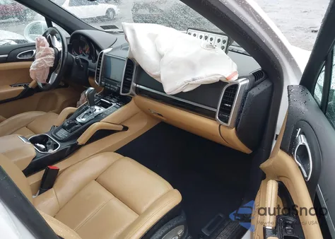 2018 Porsche Cayenne из США, поврежденный, VIN WP1AA2A23JKA06540